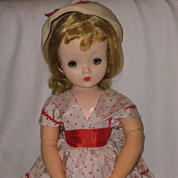 Vintage MADAME ALEXANDER 1950's Doll "Winnie" 20' H, Excellent Cond! - Picture 5 of 15
